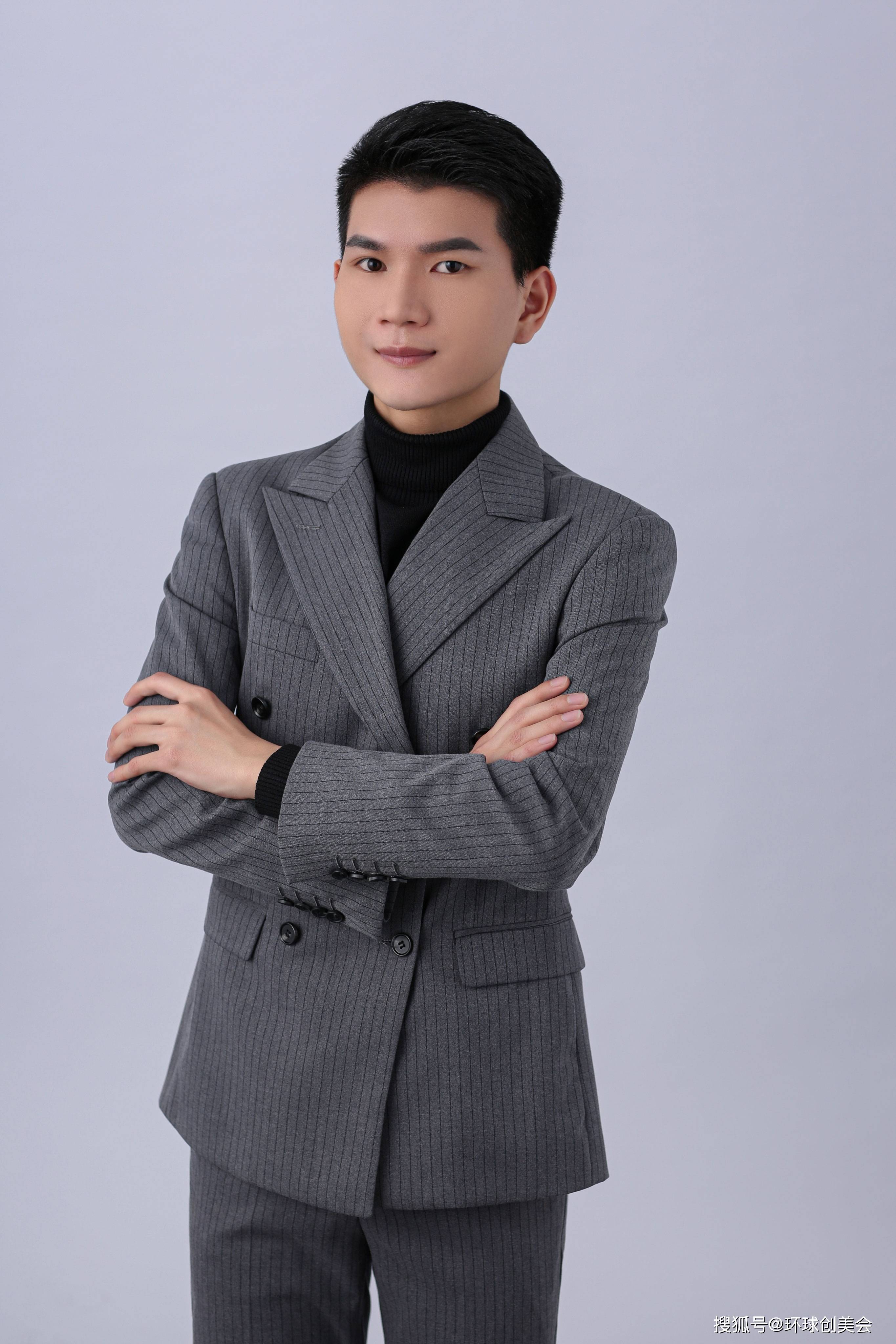 柳璀影视觉设计总监